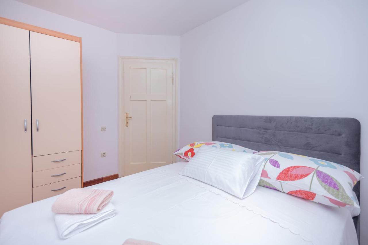 Palm Garden Apartment In Center With Big Terrace سبليت المظهر الخارجي الصورة