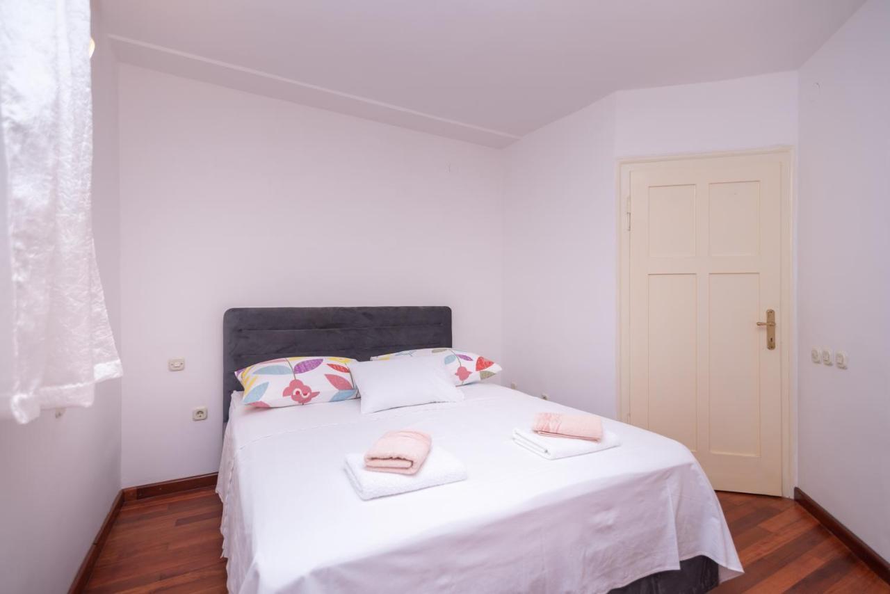 Palm Garden Apartment In Center With Big Terrace سبليت المظهر الخارجي الصورة